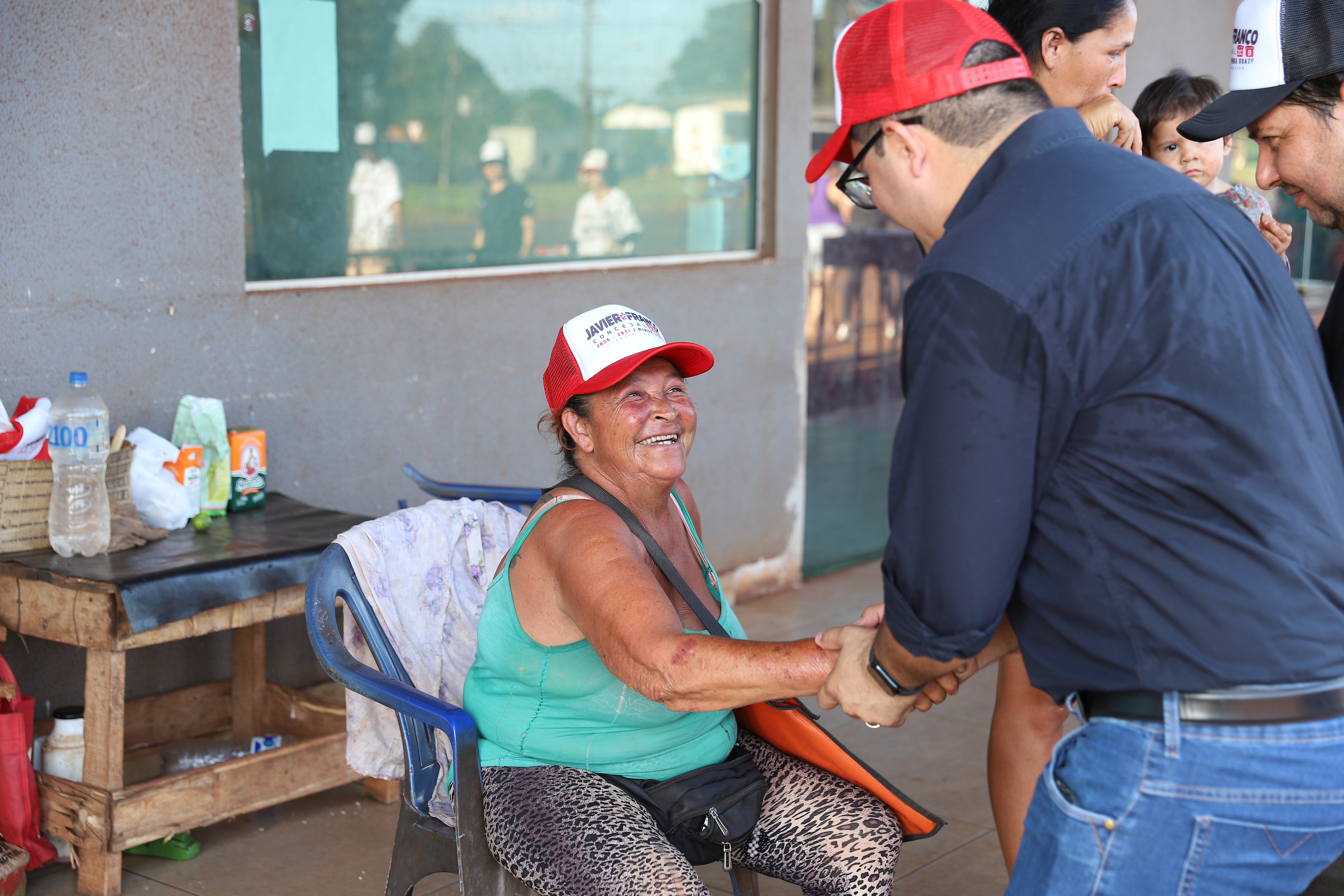 César Paredes en actividad pública
